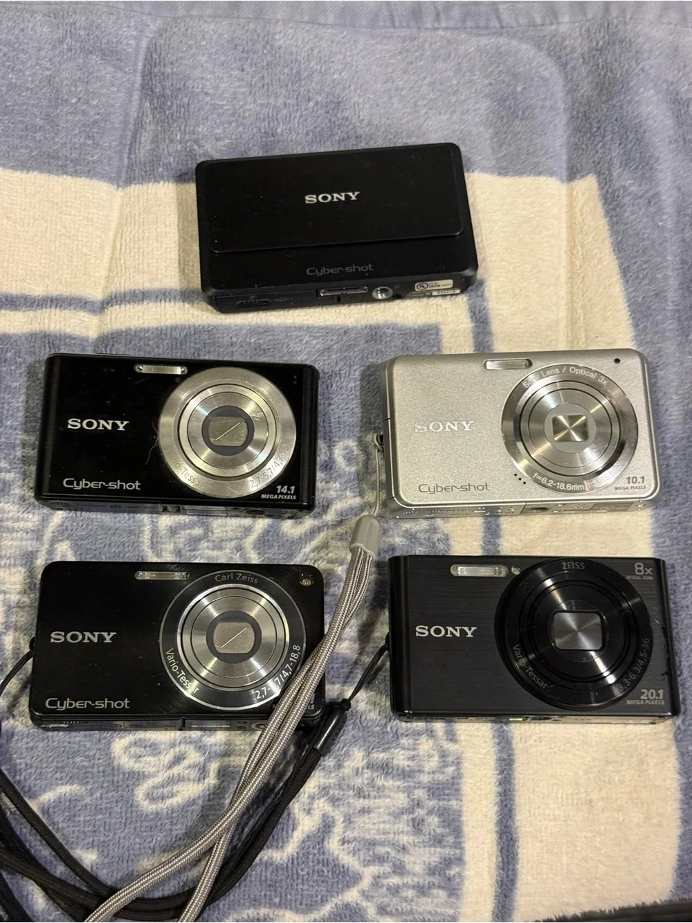 Sony Cyber-shot Digital Camera Bundle - Black & Silver ALL WORK! Rare y2k
